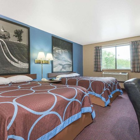 Super 8 By Wyndham Corbin Ky Motel Buitenkant foto