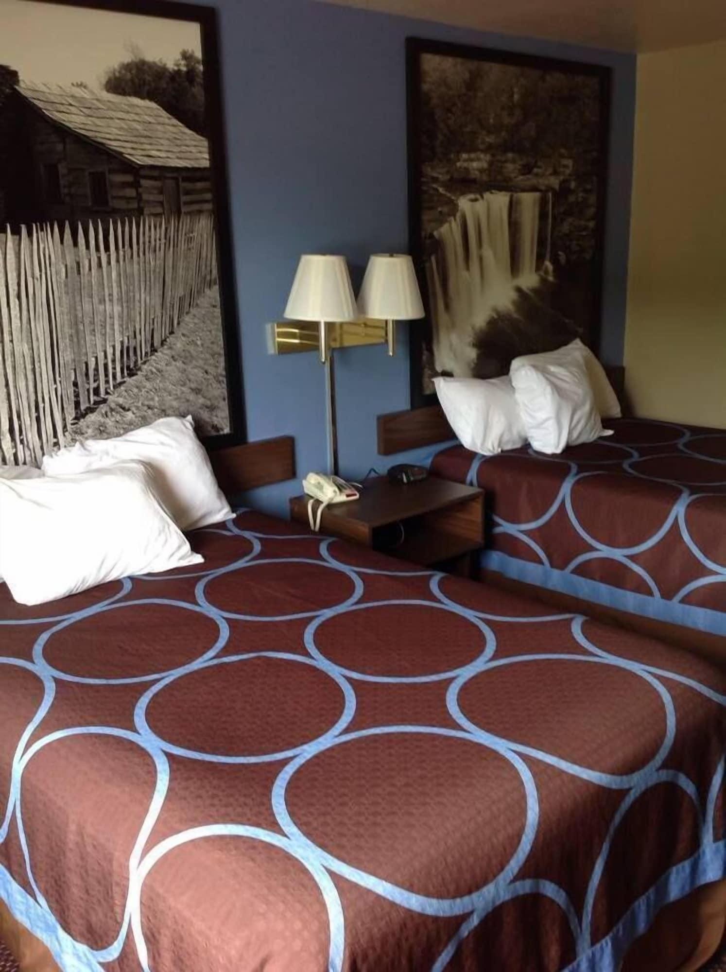 Super 8 By Wyndham Corbin Ky Motel Buitenkant foto