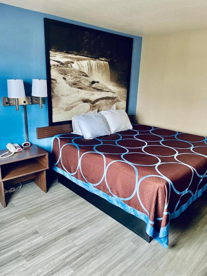 Super 8 By Wyndham Corbin Ky Motel Buitenkant foto