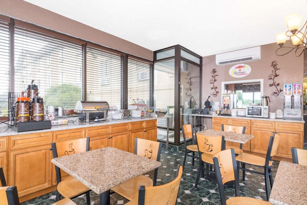 Super 8 By Wyndham Corbin Ky Motel Buitenkant foto