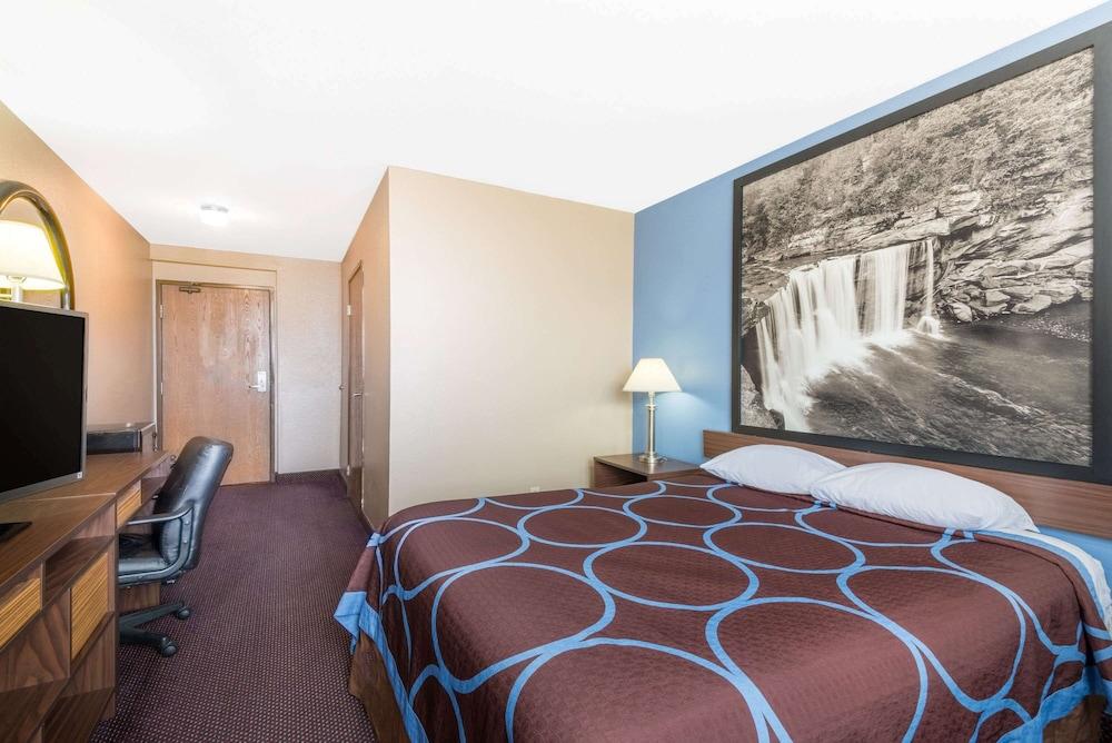Super 8 By Wyndham Corbin Ky Motel Buitenkant foto