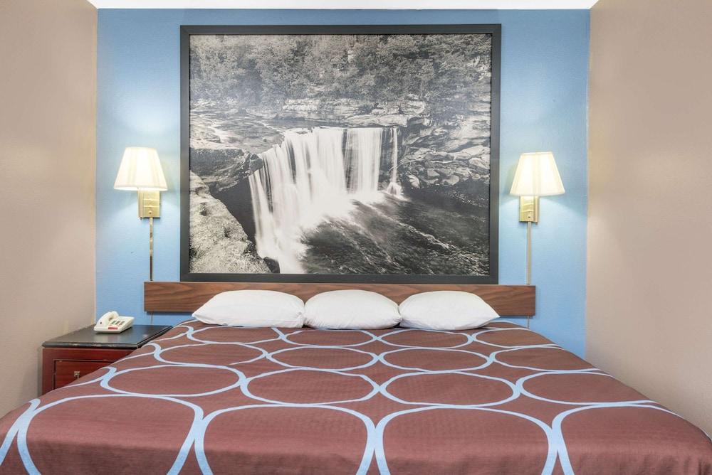 Super 8 By Wyndham Corbin Ky Motel Buitenkant foto