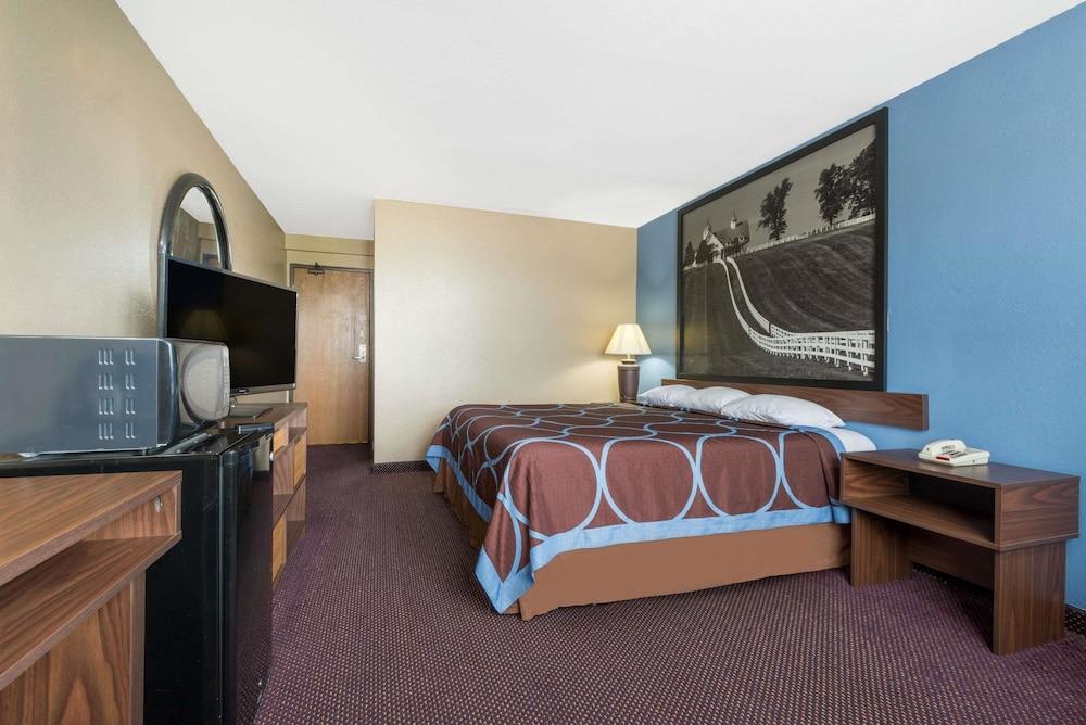 Super 8 By Wyndham Corbin Ky Motel Buitenkant foto